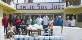 Ramón Flores entrega apoyos al Asilo Cobijo San José