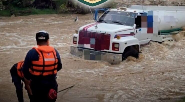 Lluvias mantienen condiciones de riesgo en distintos municipios de Sonora