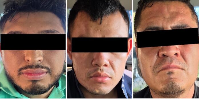 Atacan con artefectos explosivos a marinos; hay tres detenidos; se aseguraron armas, municiones y equipo táctico.