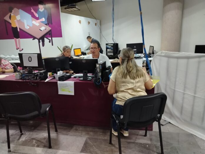 3Facilitan la corrección gratuita de actas en beneficio de la ciudadanía, gracias al decreto emitido por el gobernador Alfonso Durazo.