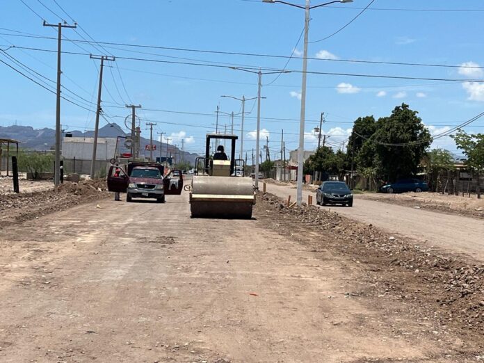 Inicia segunda etapa de pavimentación del bulevar Héroe de Nacozari en beneficio de las familias empalmenses.