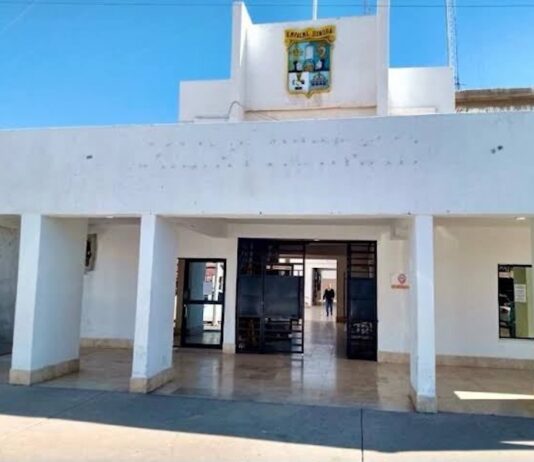 Mantienen guardias para garantizar la atención a la ciudadanía durante el periodo vacacional