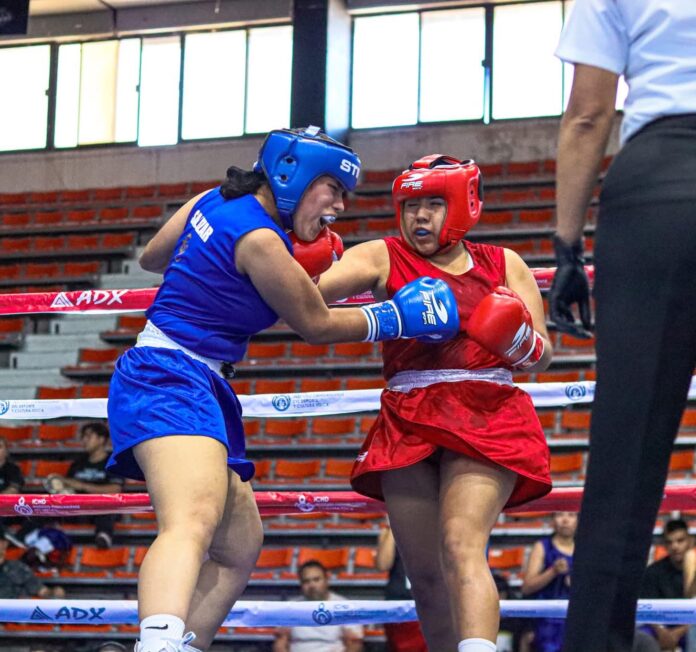 Joven sonorense representará a México en torneo internacional de boxeo en España; Gabriela Hernández Araujo, recién egresada del Cecyte, plantel Esperanza.