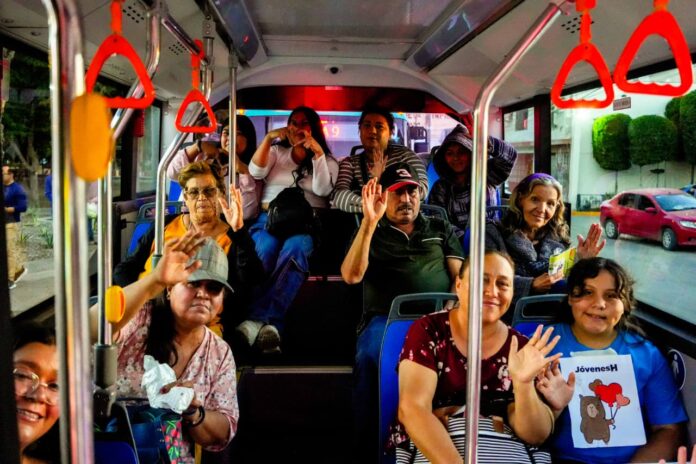 Más de 6 mil personas aprovecharon H Bus durante el periodo vacacional; el Gobierno de Hermosillo amplió el uso de las unidades para apoyar campamentos, actividades deportivas, recreativas y sociales sin suspender el servicio a estudiantes universitarios.