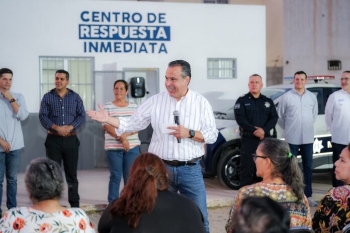 Refuerza Toño Astiazarán acciones en seguridad con la entrega del Centro de Respuesta Inmediata en Dunas; la nueva sede de la Policía Preventiva y Tránsito Municipal es la número 22 que se construye y activa como parte de las estrategias para mejorar la seguridad en el municipio.