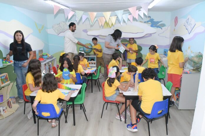 Invita IMCA a niñas y niños a disfrutar talleres gratuitos de lectura creativa en agosto; como parte de los programas Verano Creativo y Mis Vacaciones en la Biblioteca 2026, las actividades se realizarán en cuatro bibliotecas municipales y no requieren registro previo.