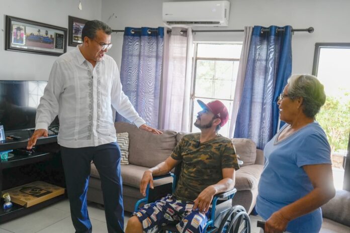 Diputado Ramón Flores abre recepción de solicitudes para sillas de ruedas destinadas a niñas, niños y personas adultas del Cuarto Distrito Federal; podrán acudir a la Casa Enlace del legislador para iniciar su trámite y recibir la orientación correspondiente.