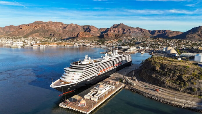 Convierte Durazo a Sonora en destino internacional de cruceros con 15 próximos arribos al Puerto de Guaymas; la estrategia de promoción turística del Gobierno de Sonora permitirá recibir cerca de 30 mil visitantes entre 2026 y 2029.