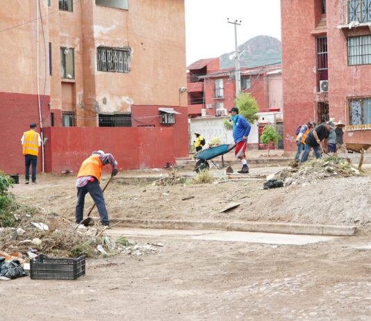 Ayuntamiento realiza jornada de mejoramiento en la colonia Loma Dorada