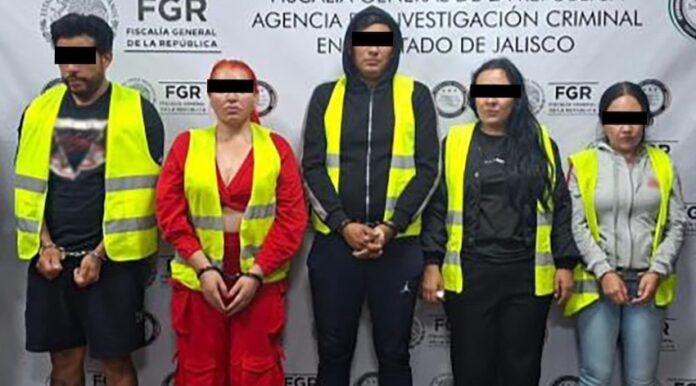 Caen 5 personas de una célula criminal dedicada al tráfico de personas; entre los detenidos está “La Tía” y/o “Flor”, relacionada con actividades de narcotráfico, secuestro y extorsión.