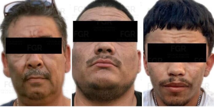 Detenidos en posesión de 16 armas de fuego y bombas molotov; Javier “N”, Jesús “N” y Marco “N” estarán 14 años en la cárcel.
