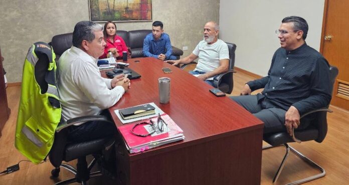 Ramón Flores fortalece coordinación con CFE para impulsar acciones en beneficio de los guaymenses.