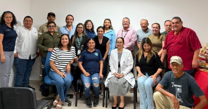 Dialogan CTM y patrones con el IMSS; se analizan temas de interés común.