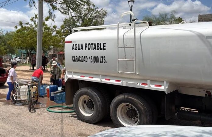 Continúa este miércoles Agua de Hermosillo con programa emergente con brigada especial de pipas; en tanto se normaliza el servicio que fue afectado debido a las recientes lluvias que ocasionó diferentes fallas en las fuentes de abastecimiento.