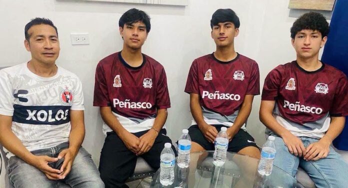 Estudiantes de Cobach se integran a las fuerzas básicas del Club Xolos; el subsistema impulsa una educación integral que fortalece el talento, la disciplina y las aspiraciones de las y los jóvenes sonorenses.