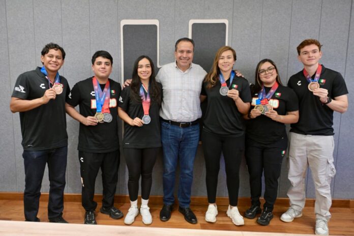 Reafirma Toño Astiazarán apoyo al talento deportivo de Hermosillo; reconoce a medallistas hermosillenses de los Juegos Centroamericanos y del Caribe Santo Domingo 2026.