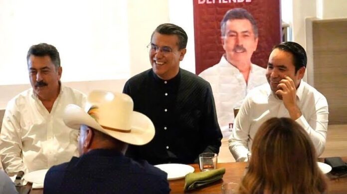 Ramón Flores fortalece la unidad del PT en reunión con Javier Lamarque y el senador Heriberto Aguilar.