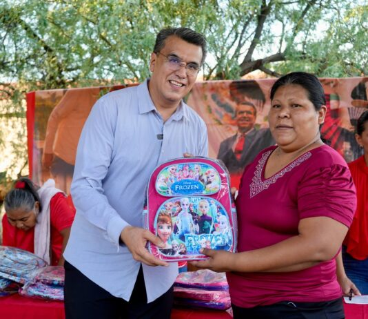 Educación con cercanía: Ramón Flores lleva apoyo escolar a niñas y niños de Estación Oroz