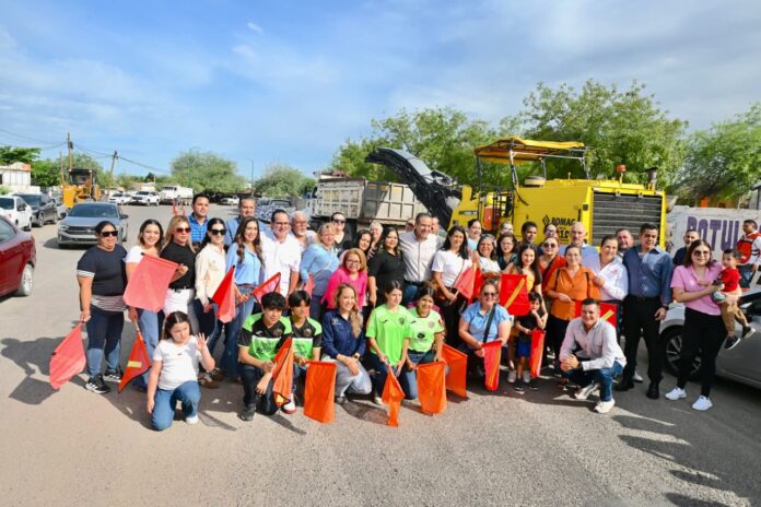 Arranca Toño Astiazarán rehabilitación del bulevar Agustín Gómez del Campo en beneficio de hermosillenses de 22 colonias, se invertirán 51 millones 774 mil pesos para mejorar casi 3 kilómetros de pavimento, infraestructura hidráulica, drenaje y semaforización.