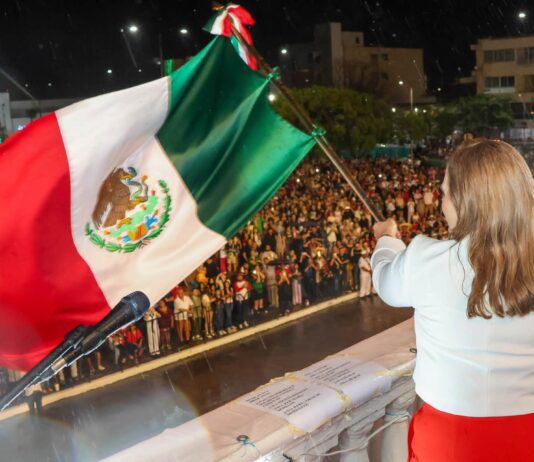 Celebra Ayuntamiento de el 216 aniversario del Grito de Independencia