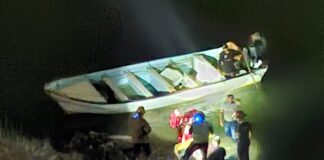 Rescatan a joven que cayó a un barranco, desde una altura de 25 metros
