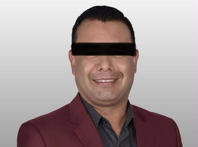 Detienen a alcalde morenista en el estado de Puebla, y a su hermano; dentro del Operativo Enjambre de las autoridades federales; en total se ejecutaron 23 órdenes de aprehensión.