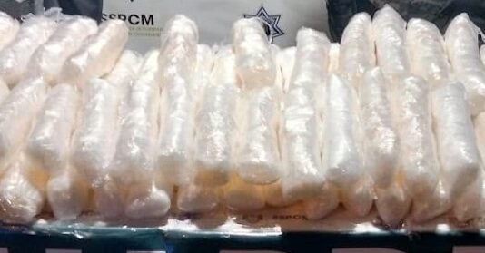 Hallan 27 kilos de metanfetamina en un vehículo abandonado
