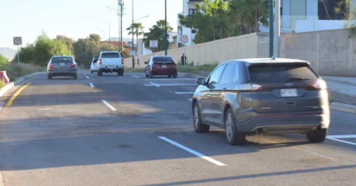 Hoy reabrió a la circulación vialidad del bulevar Quintero Arce; luego de concluir los trabajos de rehabilitación de infraestructura sanitaria realizados en este sector.