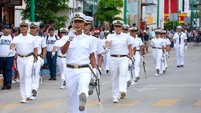 Habrá desfile cívico conmemorativo a un aniversario más de la Independencia; iniciando de Casa de la Cultura hasta llegar al monumento al pescador, esto a partir de las 9:00 de la mañana.