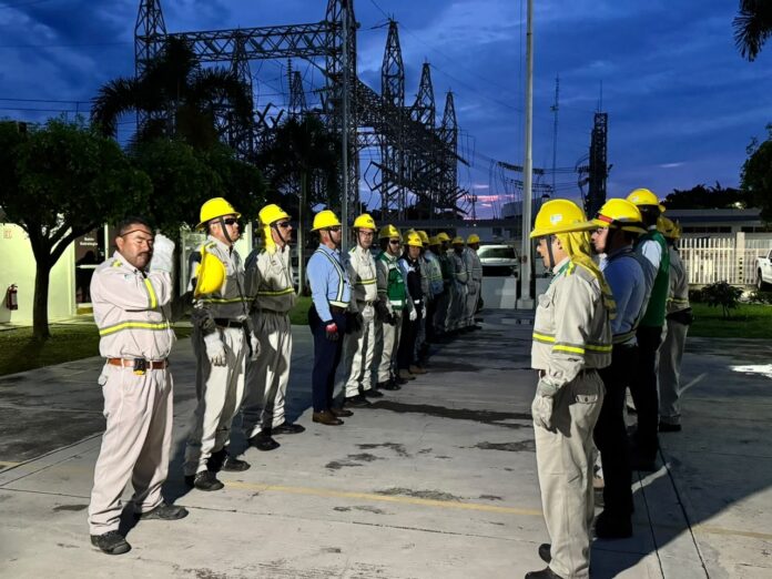 CFE mantiene acciones para proteger la infraestructura eléctrica ante el paso de ‘Polo’; aplican medidas preventivas en la presa Santa Rosa, en Jalisco, para regular el nivel del embalse ante las lluvias previstas.