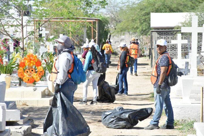 Inicia Gobierno de Hermosillo operativo de limpieza de panteones; a partir del lunes 28 de septiembre para estar listos el Día de Muertos.