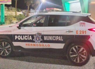Pareja es atacada a machetazos por un sujeto
