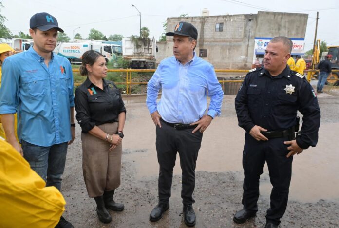 Supervisa Toño Astiazarán trabajos preventivos ante lluvias por huracán “Polo”; el Comité de Operaciones de Emergencias mantiene coordinación para atender posibles efectos en Hermosillo, Poblado Miguel Alemán y Bahía de Kino.