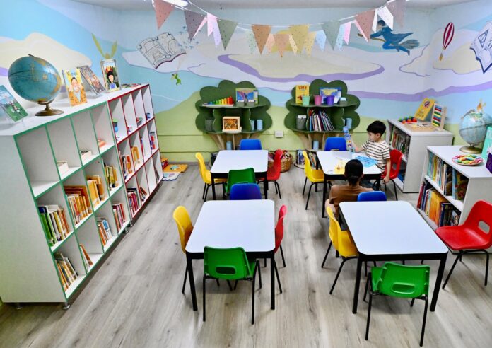 Moderniza Toño Astiazarán bibliotecas y ludotecas municipales para el desarrollo de niñas, niños y jóvenes; fortalecen la infraestructura con obras que brindan a las nuevas generaciones lugares dignos para convivir, practicar actividades y desarrollar sus talentos.