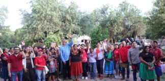 Ramón Flores acerca apoyos alimentarios a comunidades del territorio yaqui