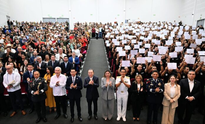 Gobernador Durazo duplica Policía Estatal: se integran 271 nuevos elementos egresados de la USP; durante su administración, el estado de fuerza de la Policía Estatal pasó de 866 elementos en 2021 a más de 2 mil.