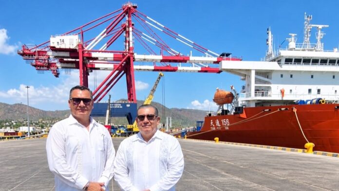 Canaco celebra incorporación de nuvas grúas al Puerto; Saldate Ortegón considerara que representa un avance en el proceso de modernización de la infraestructura portuaria.