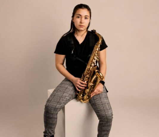 Reconocen participación de saxofonista sonorense en residencia artística en Suiza