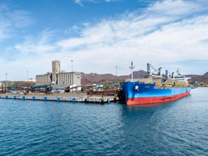 Gobernador Durazo transforma Puerto de Guaymas en la plataforma logística y comercial del noroeste del país; la ciudad pasó del abandono histórico a la expansión portuaria y económica.