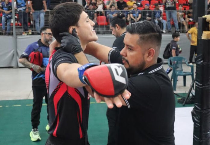 Estudiante de Conalep obtiene medalla de plata en Nacional de Artes Marciales Mixtas.