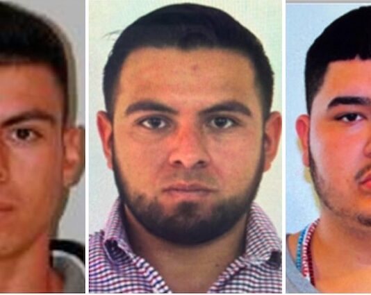 Ofrecen recompensa por tres homicidas