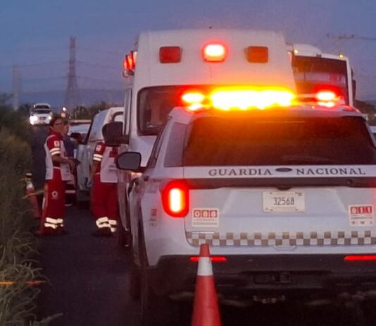 Motociclista muere en accidente carretero