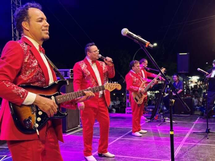 Cierran Los Freddy’s con broche de oro el Festival Hisar 2026; con otro lleno total en la plaza Independencia (Tinaco), sede de esta tradicional fiesta de los empalmenses.
