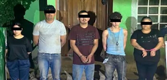 Capturan a cinco integrantes de un grupo delictivo; entre los detenidos se encuentran dos objetivos prioritarios investigados por desaparición de personas.