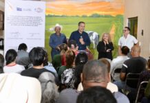 Acuerdan Toño Astiazarán y ejidatarios de La Manga suministro de agua tratada para actividades productivas