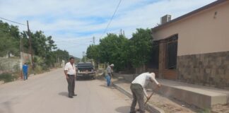 Ecología trabaja en mantenimiento de calles de acceso a Panteón Municipal