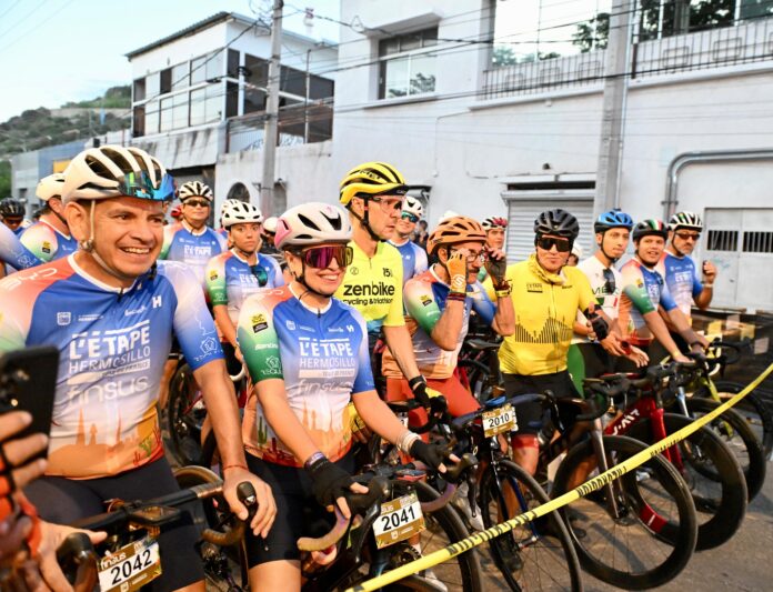 Da Toño Astiazarán banderazo de salida a L’Étape by Tour de France en Hermosillo; la capital sonorense fue escenario del arranque del serial internacional en su décimo aniversario, con la participación de más de mil ciclistas en las distancias de 30, 67 y 120 kilómetros.