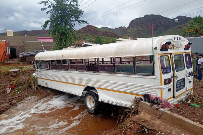 #Guaymas: Activan Plan Marina en su Fase de Auxilio; para apoyar a la población tras las fuertes lluvias de la mañana de hoy.
