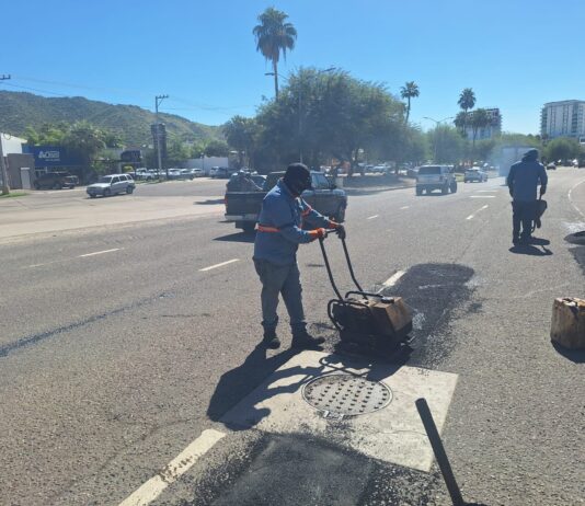 Refuerza Gobierno de Hermosillo programa de bacheo y atención de calles en la ciudad