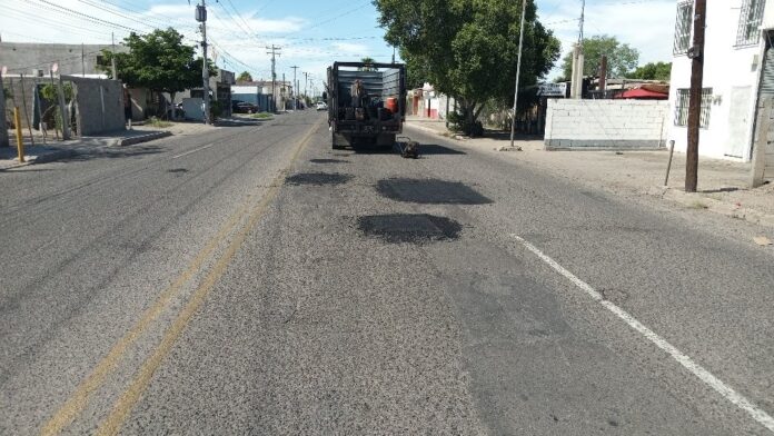 Con trabajo permanente cuadrillas realizan bacheo en la ciudad; cuadrillas de la DGDI realizaron trabajos de reparación en distintos sectores de Hermosillo.